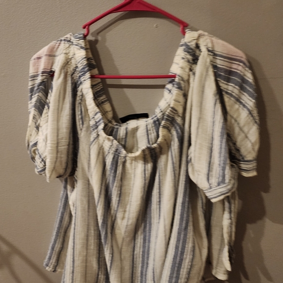Lane Bryant tied sleeves blue and white striped kinda flowy top - Picture 1 of 2